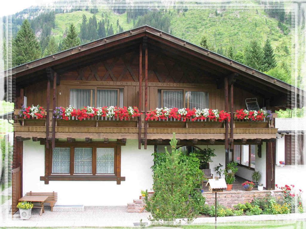 Landhaus Krinnenspitze Nesselwangle Bagian luar foto